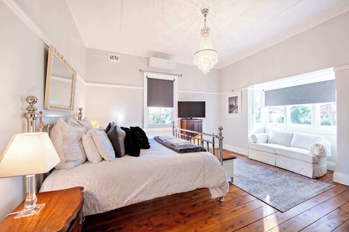 Kilbirnie - Grand Heritage Stay Close to CBD