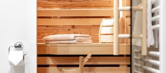 Fine apartment with a private sauna and balcony