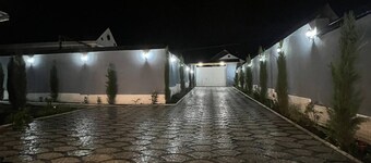 Cozy House With Swimming Pool Near City Center no1