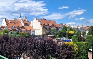 Parkplätze auf dem Gelände