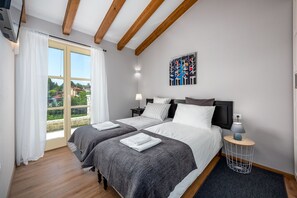 6 bedrooms, internet