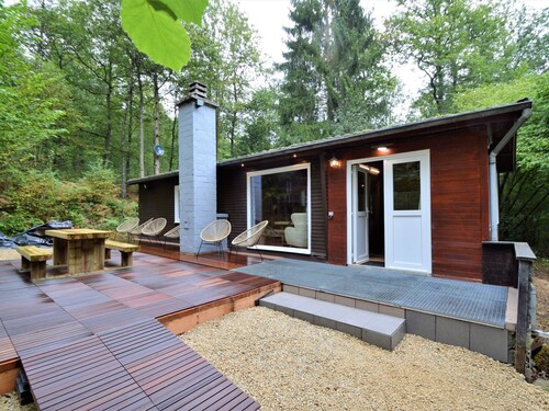 Cozy Chalet With Barbecue