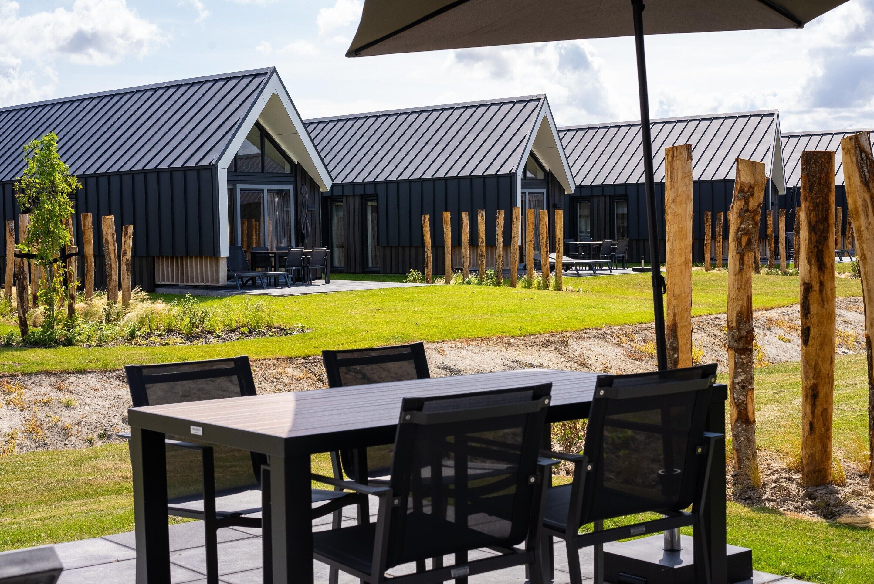 House | Outdoor dining