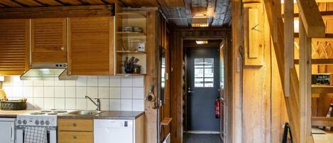 Réfrigérateur, micro-ondes, lave-vaisselle