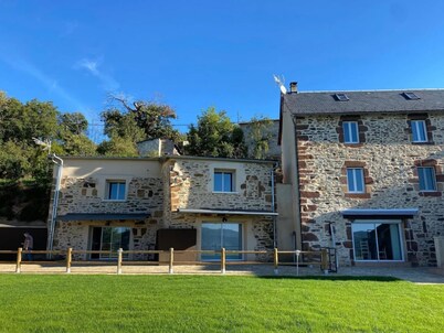Le Domaine du bez 8 Pers Piscine Couverte,spa,hammam,sauna