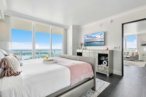 2 bedrooms, iron/ironing board, travel cot, WiFi