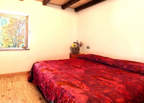 3 bedrooms, travel cot, free WiFi