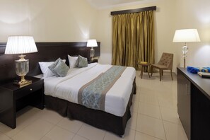 埃及棉床單、高級寢具、Select Comfort 床墊、書桌