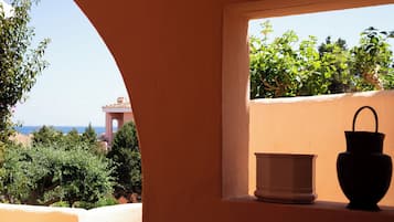 Departamento clásico, vista parcial al mar | Vista al agua