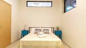 2 soverom, strykejern/-brett, wi-fi (inkludert) og sengetøy