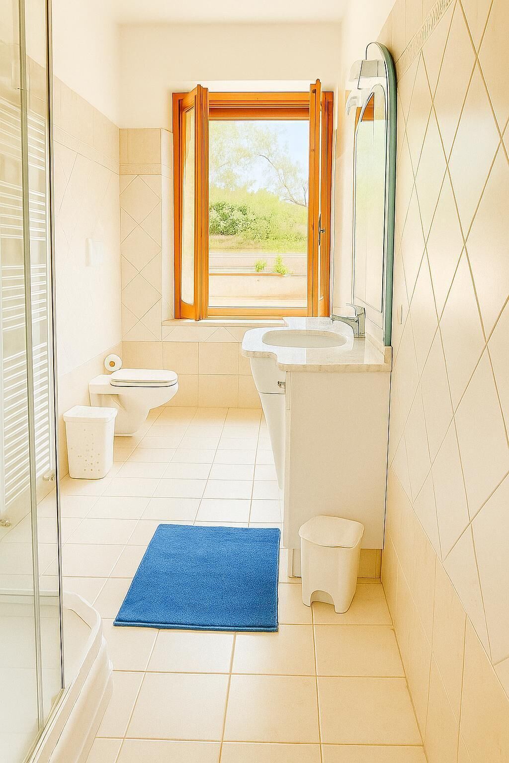 Bathroom with Jacuzzi jet shower