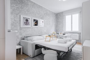 Bügeleisen/Bügelbrett, WLAN, Bettwäsche