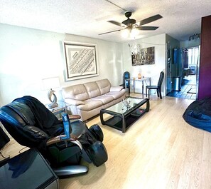 リビング エリア