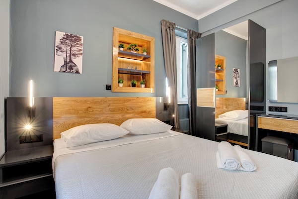 Superior Apartment 1 | 1 bedroom, in-room safe, blackout drapes, soundproofing