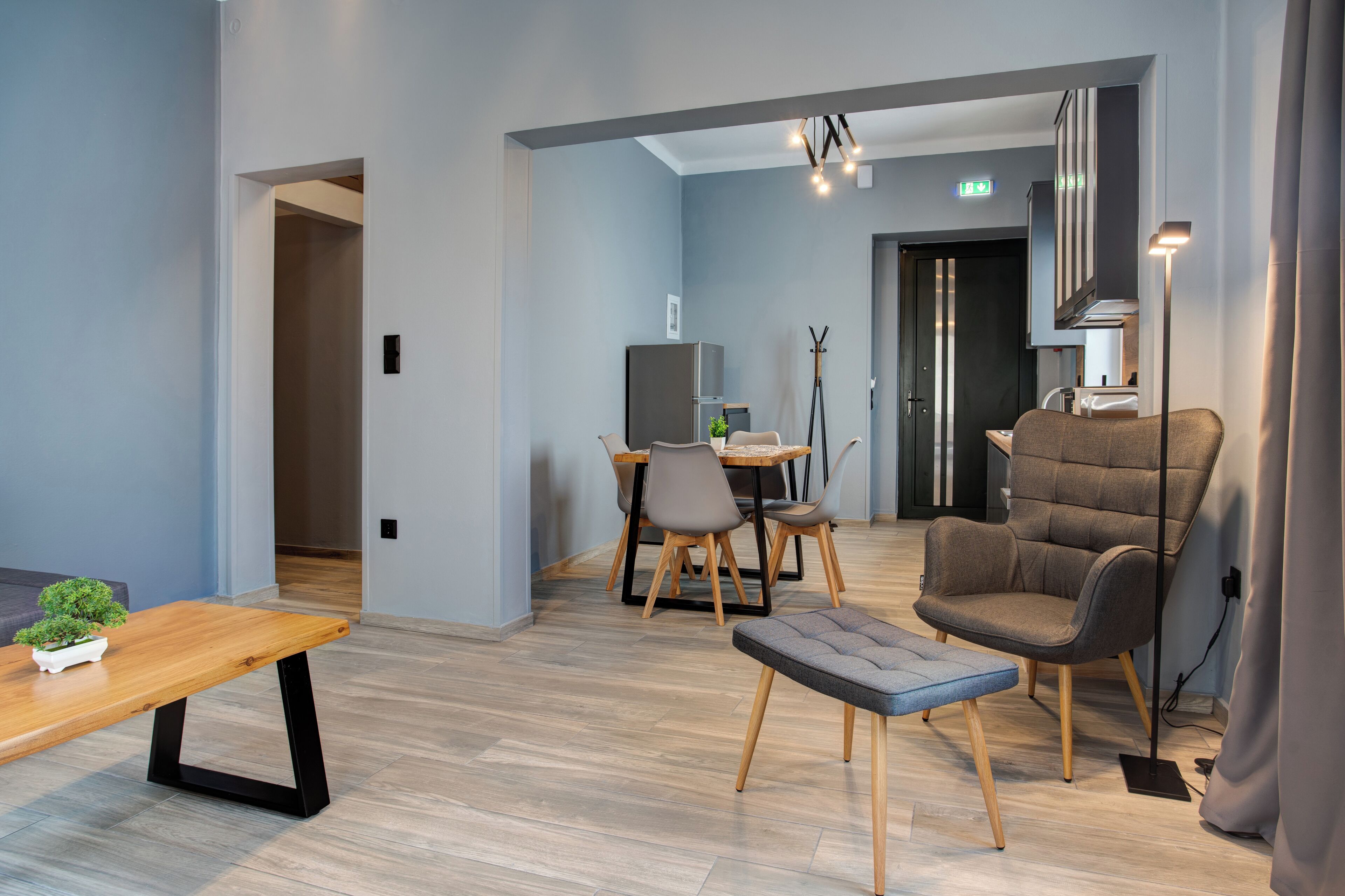 Superior Apartment 3 | Opholdsområde | Tv