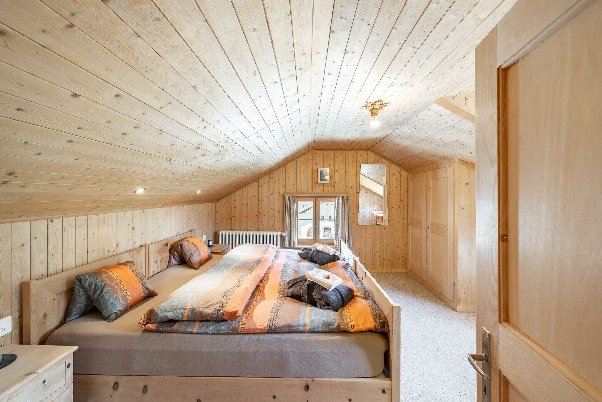 4 chambres, Wi-Fi gratuit, draps fournis