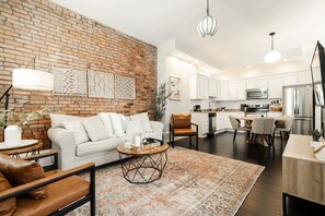 Smart TV - Lux 4BR Townhome | City Views | Private Balconies (Cincinnati)