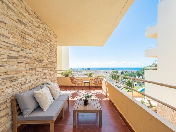 Property grounds - 2-bedroom apartment in Riviera del Sol, near the beach (Mijas)