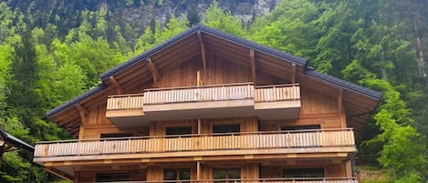 Esterni