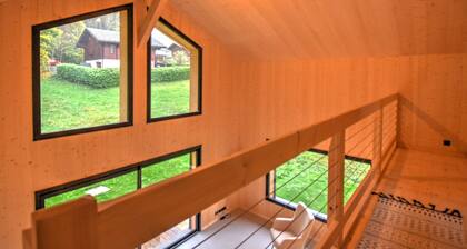 Chalet in Morzine, 2 bedrooms, near center, WiFi, parking