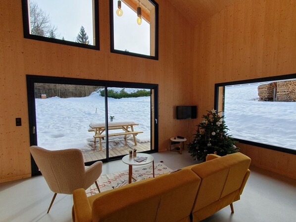 Interior - Chalet in Morzine, 2 bedrooms, near center, WiFi, parking (Morzine)