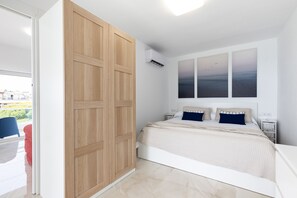 2 slaapkamers, een strijkplank/strijkijzer, gratis wifi, beddengoed