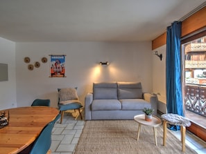 TV - Central studio in Morzine, 4 pax, WiFi, balcony (Morzine)