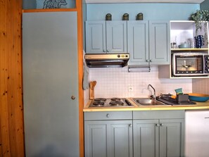 Kühlschrank, Mikrowelle