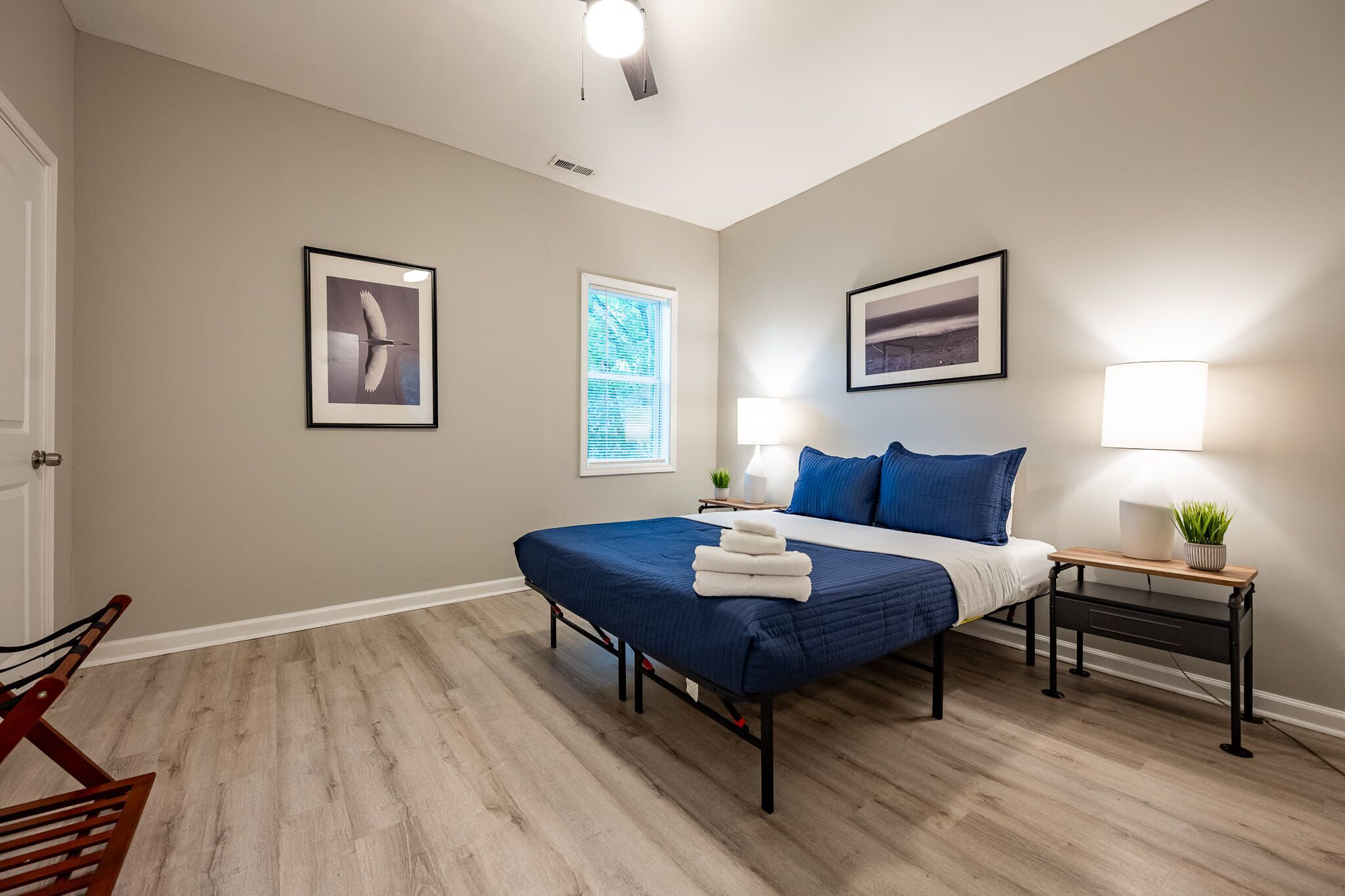 2 slaapkamers, een strijkplank/strijkijzer, wifi, beddengoed