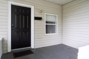 Exterior detail - Stylish 2BR | Near Downtown | Parking | Balcony (Indianapolis)