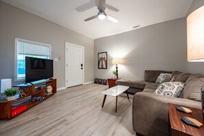 TV, fireplace, offices - Stylish 2BR | Near Downtown | Parking | Balcony (Indianapolis)