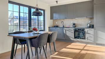 KylskÄp, diskmaskin och kaffe- och tebryggare