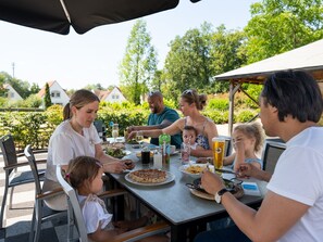 House | Dining - Restyled Holiday Home, Near Bad Bentheim (Bad Bentheim)