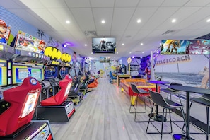 Spielezimmer
