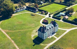 Exterior - Amazing home in LIGNY LE RIBAULT (LIGNY LE RIBAULT)