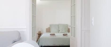 Strykejern/-brett, wi-fi (inkludert) og sengetøy