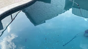 Alberca al aire libre