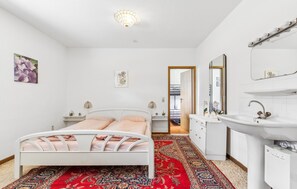2 bedrooms, free WiFi - Gorgeous apartment in Hildfeld with WiFi (Hildfeld)