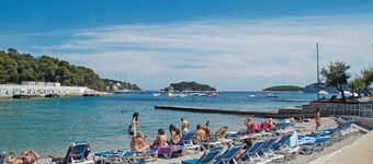 1 bedroom awesome apartment in Vrboska