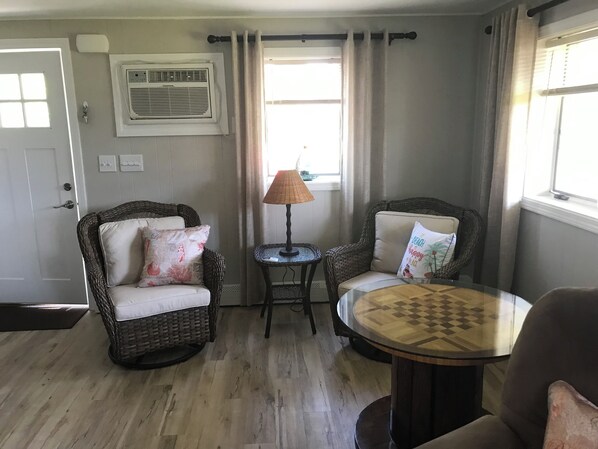 Interior - North Beach Hampton Beach...1000 steps from the sand…NH premiere Surfing Beach! (Hampton)