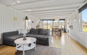 Fireplace - 3 bedroom beautiful home in Roslev (Roslev)