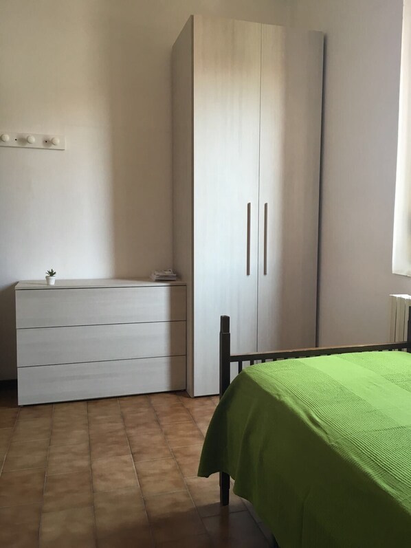 2 Schlafzimmer, Bügeleisen/Bügelbrett, WLAN