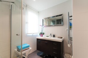 Hair dryer, towels, soap, toilet paper - Penthouse With Epic Views (Benahavís)