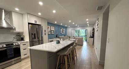 PALM HARBOR - GROUND FLOOR 2 BED 2 BA NEW CONDO ON GOLF COURSE 1/2 HR TAMPA