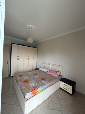 1 bedroom, iron/ironing board