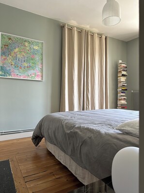 4 Schlafzimmer, Bügeleisen/Bügelbrett, WLAN, Bettwäsche