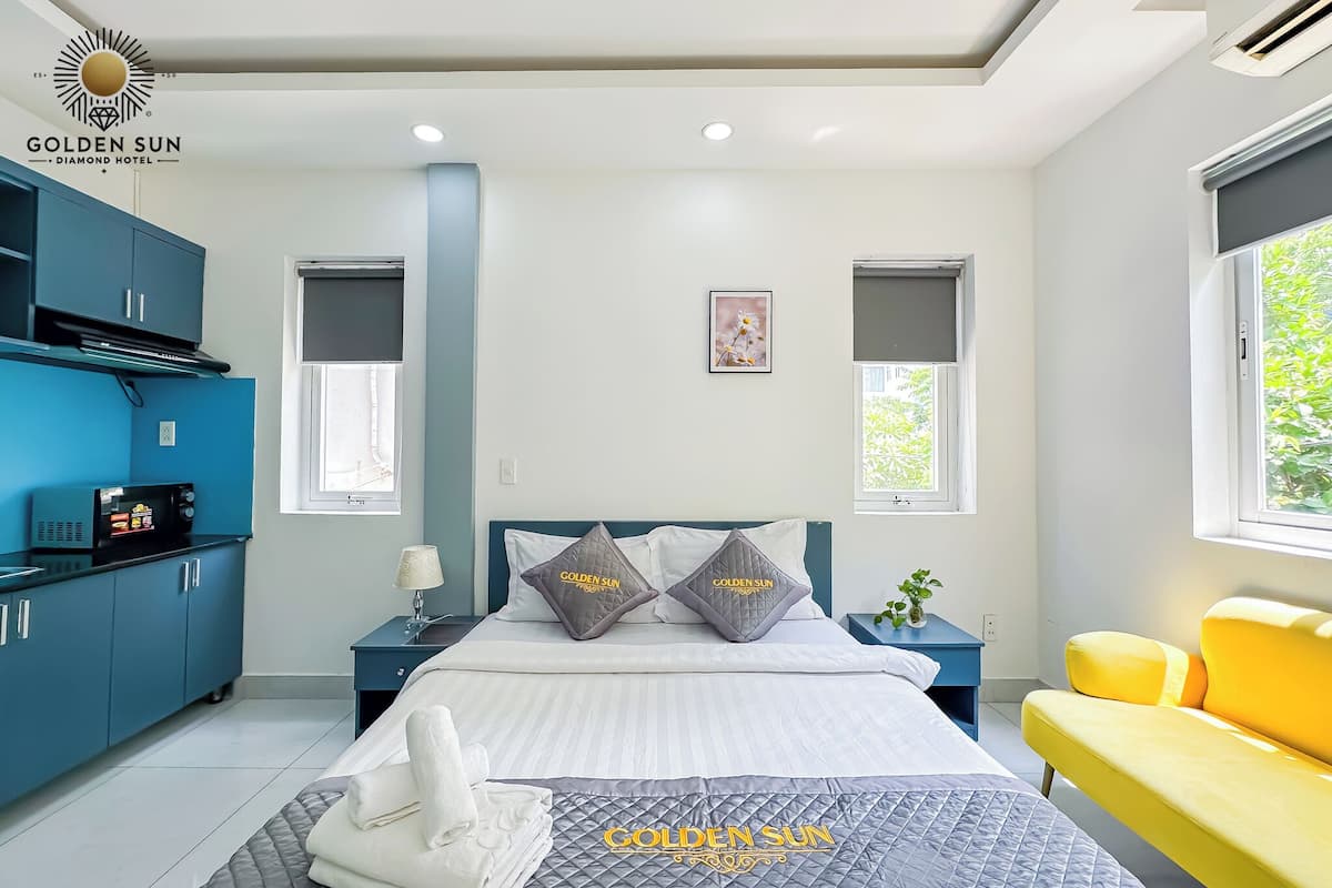 Signature-Doppelzimmer, 1 King-Bett, Gartenblick | Zimmersafe, Schreibtisch, Verdunkelungsvorhänge, schallisolierte Zimmer