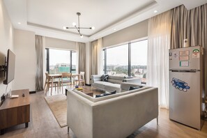 Living area - Fabulous 2-bedroom apartment with WiFi in Nairobi (Nairobi)