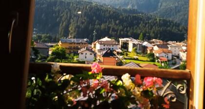 The Mansard in the Heart of the Dolomites