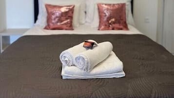 2 bedrooms, WiFi, bed sheets
